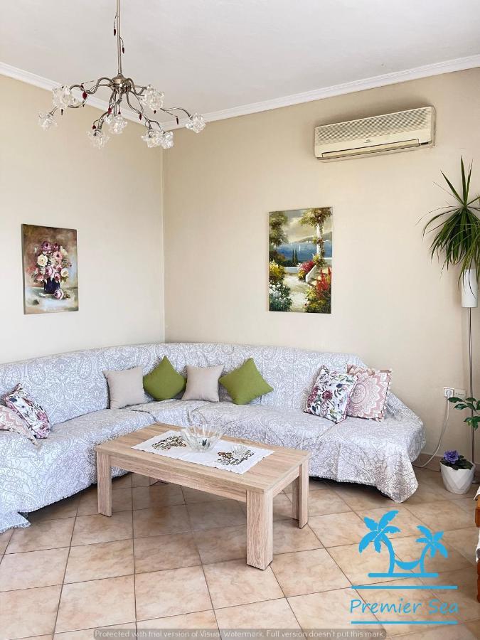Oikos Poseidonas Apartment Palaiontsiflikion Bagian luar foto