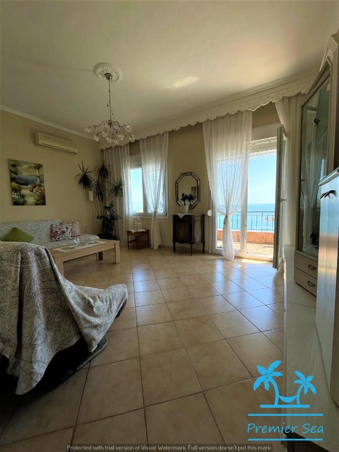 Oikos Poseidonas Apartment Palaiontsiflikion Bagian luar foto