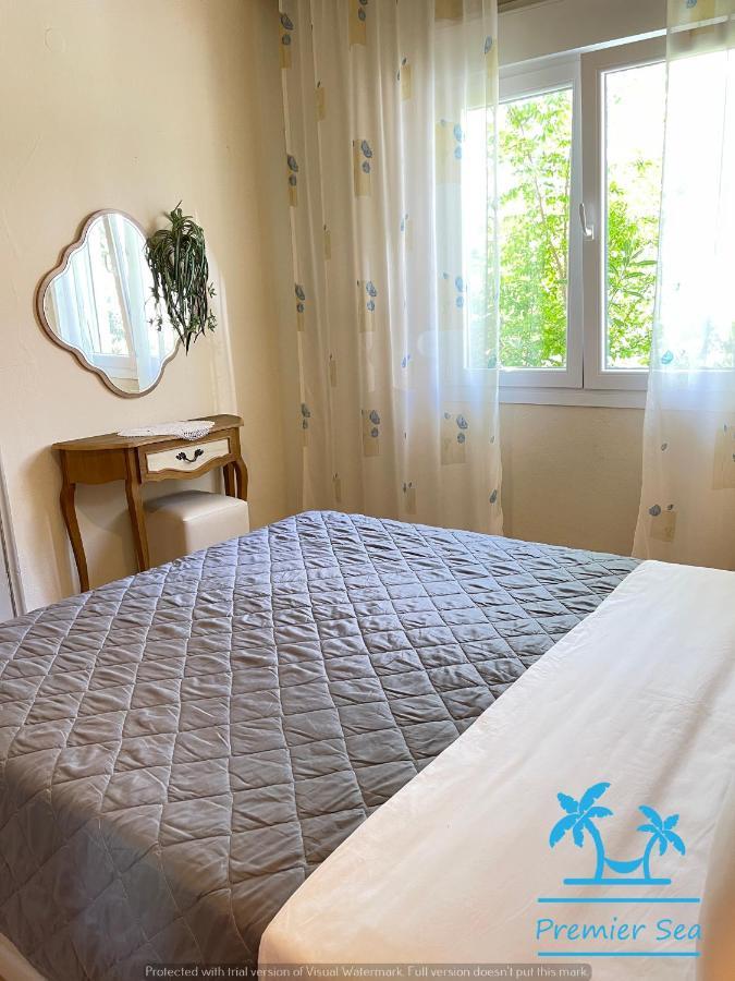 Oikos Poseidonas Apartment Palaiontsiflikion Bagian luar foto